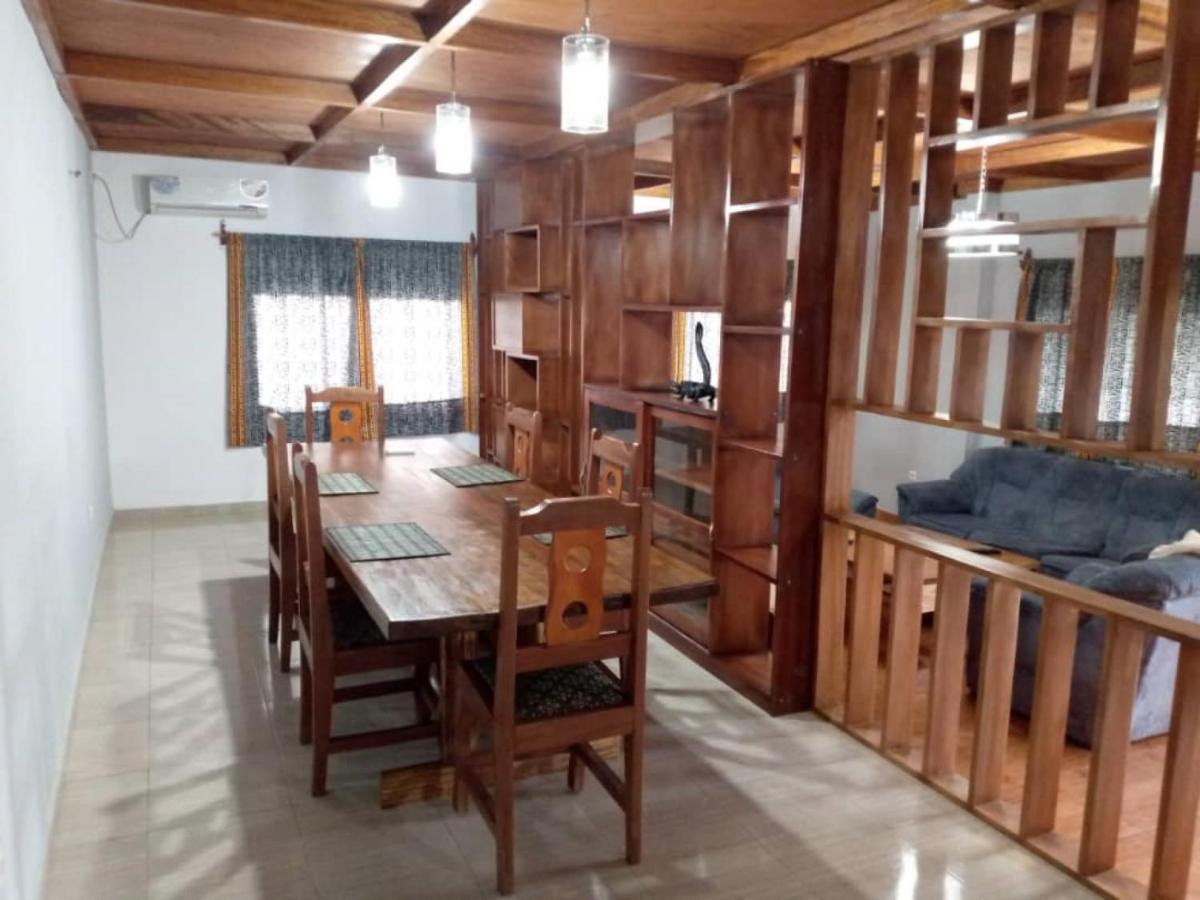 La Maison Du Voyageur Kribi Exterior foto